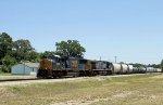 CSX 4588 leads train F728 back to the yard